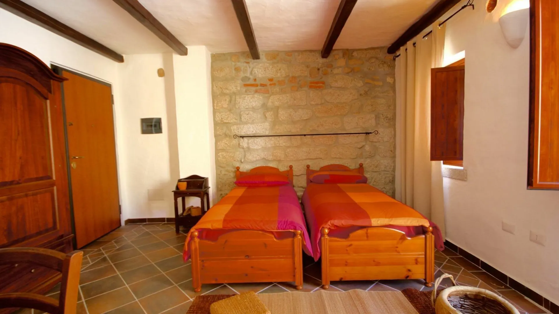 Amsicora 8 Hotel Olbia Guest house