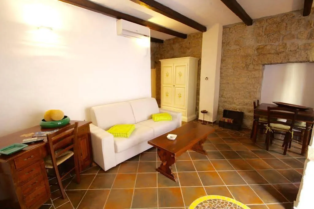 Guest house Amsicora 8 Hotel Olbia