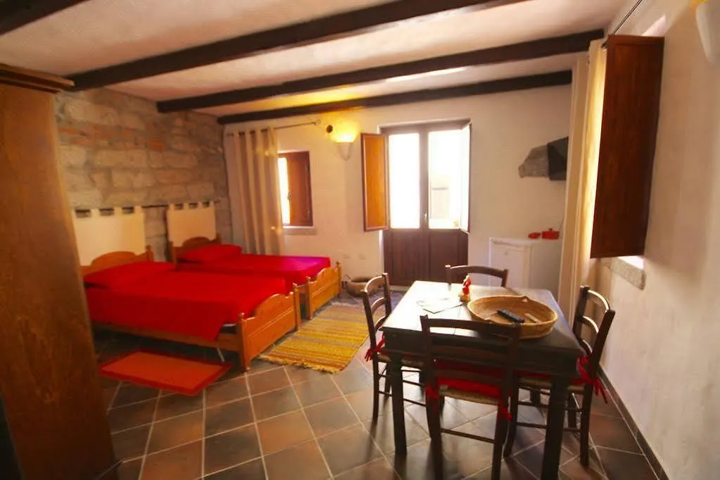 Guest house Amsicora 8 Hotel Olbia